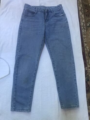 джинсы с подтяжками: Прямые, Средняя талия, На маленький рост
