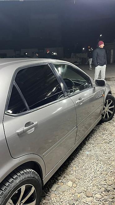 Другие автомобили: Седан серебристого цвета, 4 двери. Компактный и удобный для города — 9