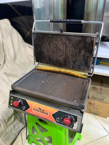 Popkorn aparatları: Profesional elektrikli kontakt qril / panini presi – Super Mikser