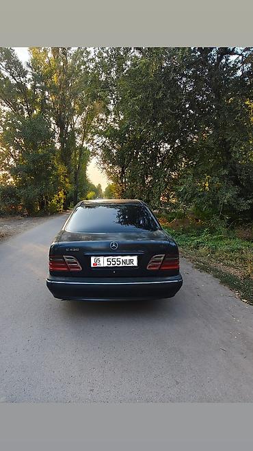 мерси: Mercedes-Benz E-Class: 2000 г., 4.3 л, Автомат, Бензин, Седан — 2