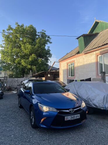 м класс: Toyota Camry: 2017 г., 2.5 л, Автомат, Бензин, Седан