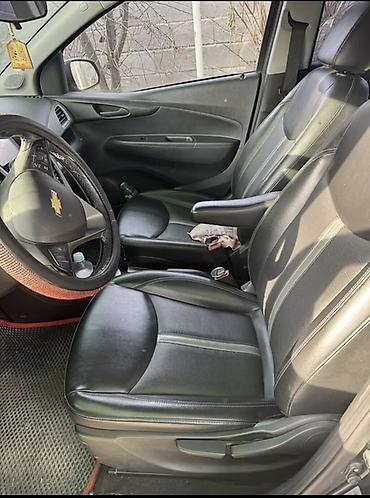 шевроны: Chevrolet Spark: 2018 г., 1 л, Хэтчбэк — 5