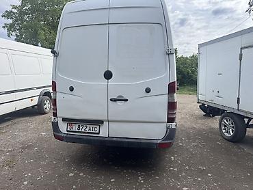 металом: Mercedes-Benz Sprinter — грузовой фургон большого объёма — 7