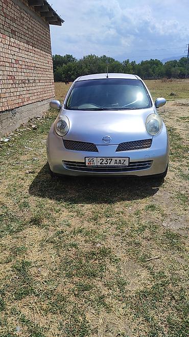икс трейл: Nissan March: 2003 г., Автомат, Бензин, Хэтчбэк — 4