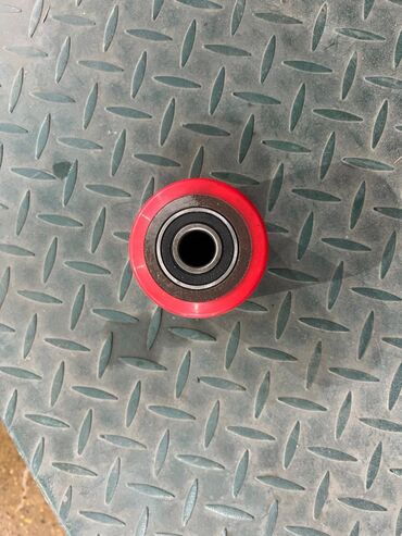 Рохли: Рохля - 3 тонн ( с документами) размер 55 см и 68.5 см колеса — 12