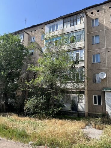квартира 5: 3 комнаты, 15 м², 105 серия, 1 этаж, Старый ремонт