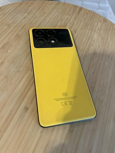 alcatel one touch 585: Poco rəng - Sarı, Sensor — 1