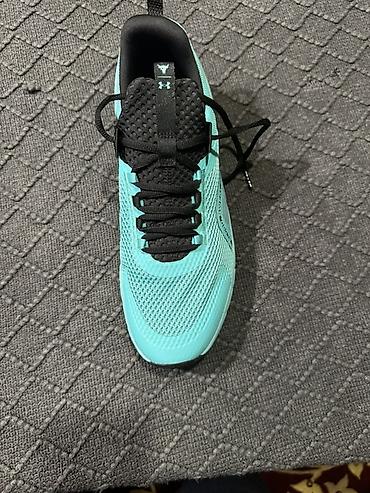 under armour: Under Armour krossovkaları (30cm uzunlugu)46 razmer satılır, 46 — 8