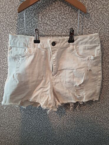 adidas şort: Women's Short L (EU 40), rəng - Ağ