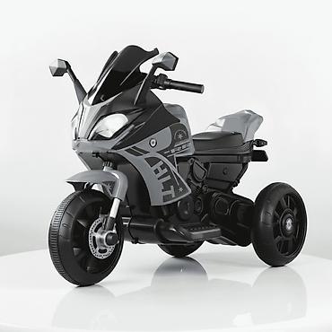 parke: Dečiji motor na akumulator HLT – sivi, 3 točka (6V) Šifra proizvoda — 1