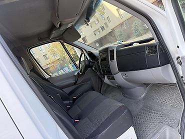 mashina kg sprinter: Грузовой бортовой автомобиль Mercedes‑Benz Sprinter (двухрядная — 3