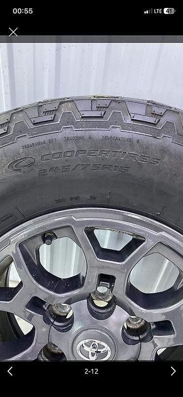 cooper: Литой диск Toyota с шиной Cooper Discoverer A/T3 245/75 R16 - Шина — 1