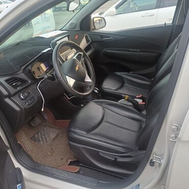 Chevrolet: Chevrolet Spark: 2017 г., 0.1 л, Автомат, Бензин, Хэтчбэк — 5