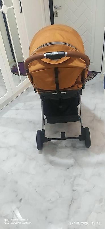 Uşaq arabaları: Uşaq arabası – Kidilo, 4 təkərli, tünd narıncı rəng. Xüsusiyyətlər: - — 3