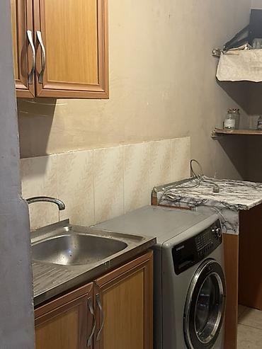 studio ev kiraye: 12otaqlı mənzil – tam mebellə - Plan: ayrı mətbəx, yataq otağı, qonaq — 2