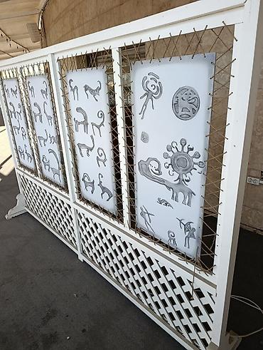 Декоративная перегородка с панелями в стиле петроглифов Находится в at lalafo.kg Декоративная перегородка с панелями в стиле петроглифов Находится в