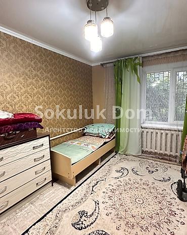 1: 🏫Продается квартира в с. Сокулук 🟡Комнаты: 3 🟡Этаж: 1 🟡Инфраструктура — 4