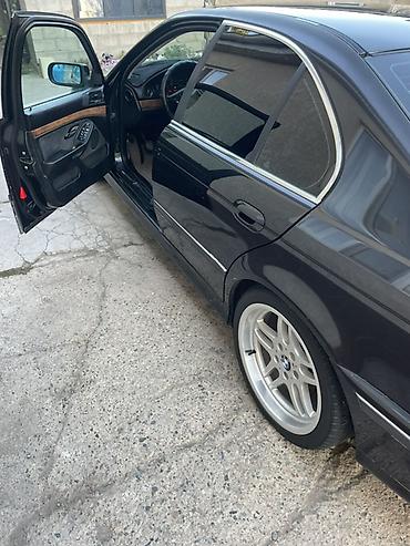 20 лет: BMW 5 series: 2000 г., 2.5 л, Механика, Бензин, Седан — 5
