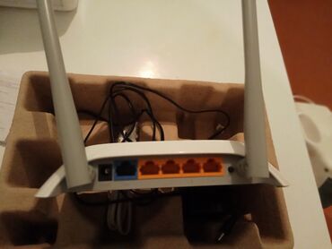 Modemlər və şəbəkə avadanlıqları: KTV. aparati. az iwlenib hamsinqaydasindadi. 20 man — 4