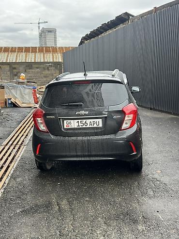 Chevrolet: Chevrolet Spark: 2017 г., Автомат, Бензин, Хэтчбэк — 4