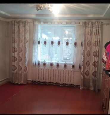 куплю дом село манас: 100 м², 5 комнат, Подвал, погреб, Забор, огорожен