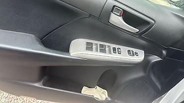 Toyota Camry: 2012 г., 2.5 л, Автомат, Бензин, Седан lalafo.kg да — 8 Toyota Camry: 2012 г., 2.5 л, Автомат, Бензин, Седан — 8