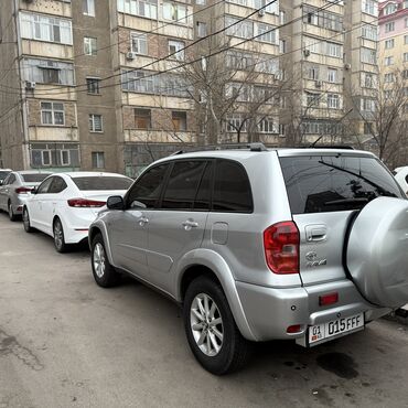 продать машину бишкек: Toyota RAV4: 2003 г., 2 л, Автомат, Бензин, Кроссовер