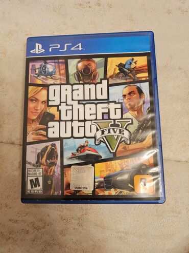 PS4 (Sony Playstation 4): Sony PlayStation 4 (PS4) oyun konsolu Xüsusiyyətlər: - Model: PS4 — 11