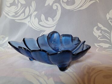 Činije: Cinija nova list,presovano staklo iz 80,90ih.god. Cinija — 8