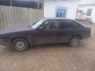 автомобиль хундай: Mazda 626: 1987 г., 2 л, Механика, Бензин