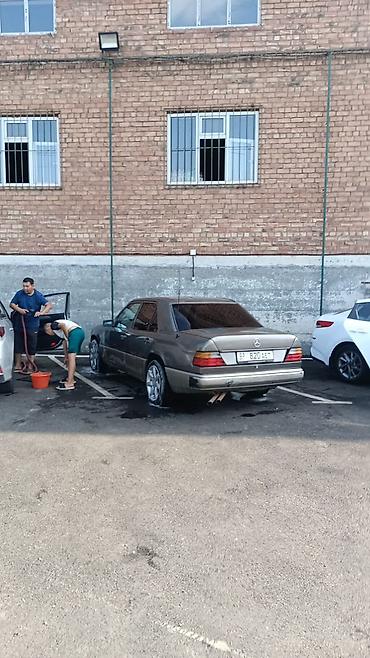 мер 124: Mercedes-Benz W124: 1989 г., Бензин, Седан — 7