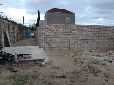 xacmaz kiraye evler ayliq: Bilgəhdə torpaq sahəsi 3sot 2otaq studio 90 kv yaşayış+ 30 kv qeyri