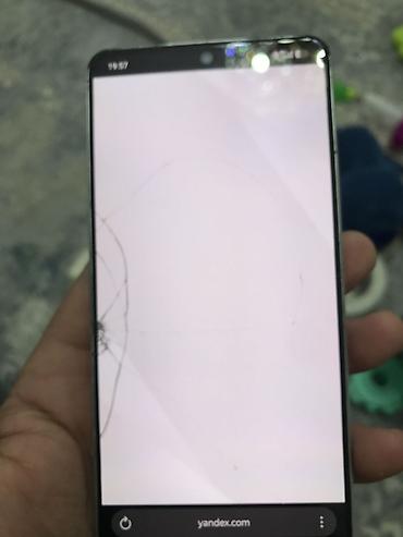 наклейки на макбук: Poco X6 Pro, Б/у, 256 ГБ, цвет - Серый, 2 SIM — 2