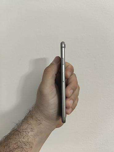 sony ericsson 868: Iphone 6 crni sa 32 gb memorije, sim free icloud free. Ok očuvan, i — 2
