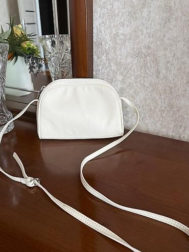 Çantalar: Ağ rəngli mini çiyin/çarpaz çanta - Material: hamar teksturalı süni — 2