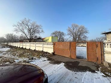 Аренда складов и мастерских: Продаю Склады термо склад Территория 0,8 гигтар На территории — 2