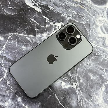 Apple iPhone: IPhone 15 Pro, Б/у, 256 ГБ, Черный, Чехол, 87 % — 18