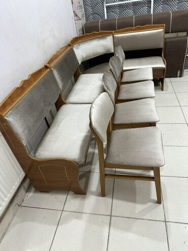 Masa və oturacaq dəstləri: Mətbəx üçün, Açılmayan, Kvadrat masa, 4 stul — 7