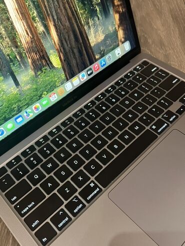 Apple MacBook: Apple MacBook, 13.3 ", Apple M1, 256 GB — 3