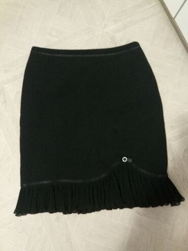 crna satenska suknja: L (EU 40), Mini, bоја - Crna