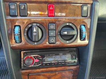 Mercedes-Benz: Mercedes-Benz E 200: 2 l. | 1993 έ. Λιμουζίνα — 2