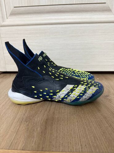 зальники для футбола: Футбольные сороконожки ADIDAS PREDATOR FREAK .1 FG (SS21) 🔥