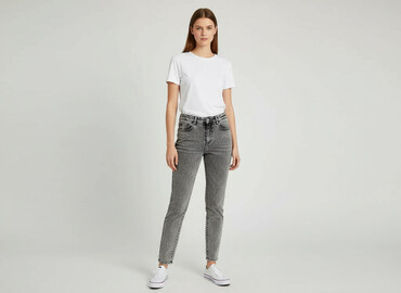 szare spodnie jeans: Джинси жіночі, розмір S