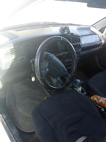 Volkswagen: Volkswagen Vento: 1993 г., 0.2 л, Механика, Бензин, Седан — 2