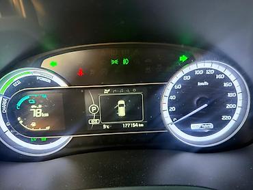 Kia: Kia Niro: 2017 г., 1.6 л, Автомат, Гибрид, Хэтчбэк — 16