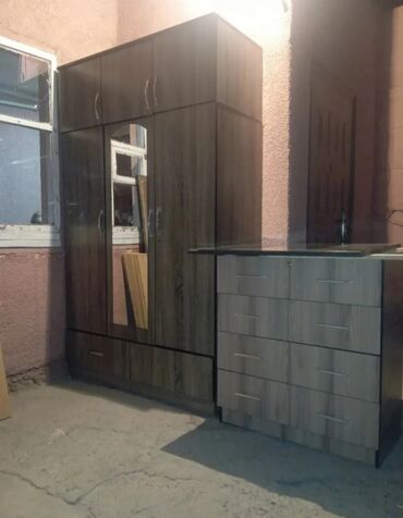 бут кийим тизгич: Продаю шифоньер комод с зеркалом