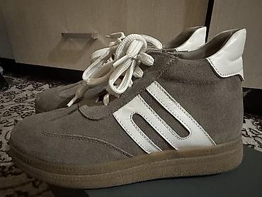 Ботинки и ботильоны: Новые Замшевые Деми ботинки в 39 размере на замке и шнурках — 4