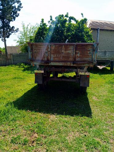 traktor qoşquları: Lapet ideal veziyyetdedir samasvalt lapetdir her iki terefe qaldırır