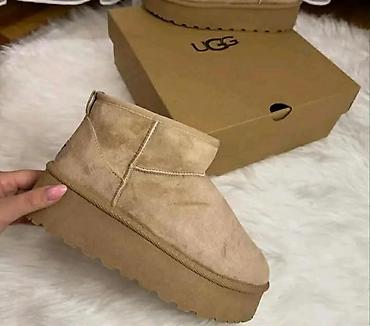 UGG ženske zimске čizme
36-41 na lalafo.rs UGG ženske zimске čizme
36-41