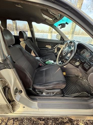 Subaru: Subaru : 2000 г., 2.5 л, Автомат, Бензин, Универсал — 10
